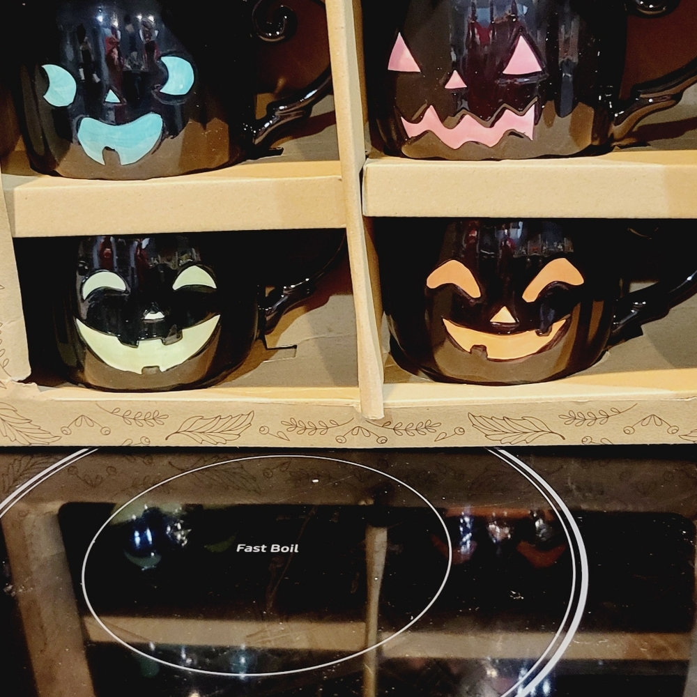 Set of 4 oversized mugs New